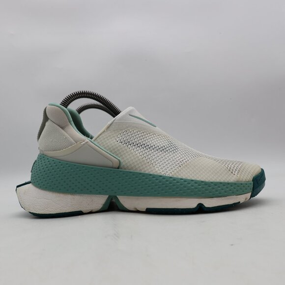 Nike GO FlyEase Women's Size 7 Low Running Shoes Summit White Geode DR5540-013 - Picture 1 of 10